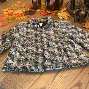 Chico’s size 2 adorable black & gray faux fur with rose like swirls swing jacket